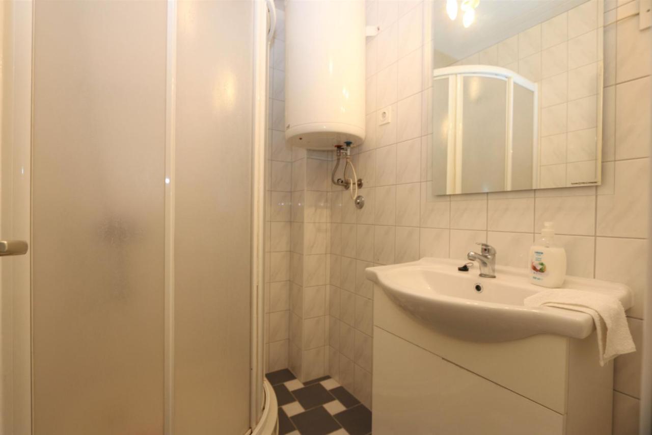 Apartments Nadenic Сило Экстерьер фото